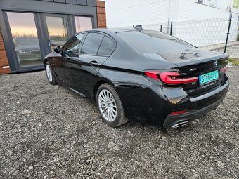 BMW 530e xDrive A/T M-Packet  LASER benzín+elektro Slovenské - 8