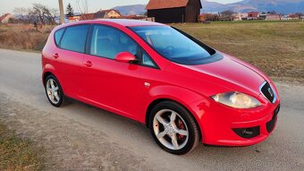 Altea 2.0tdi 103kw,DSG 6st,nová stk ek,SK špz,242t km - 8