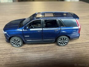 Model auta Cadillac Escalade - 8