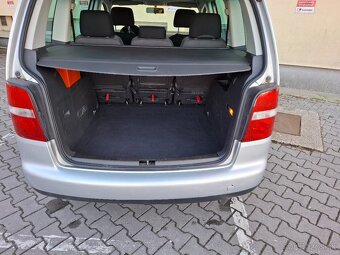 VW TOURAN 2.0TdI - 8