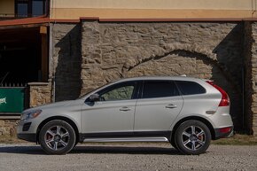 Volvo XC60 D5 (158kW) AWD Summum - 8