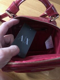 ARMANI EXCHANGE červená lakovaná crossbody originál - 8