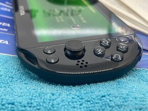 PS VITA PCH-2004+2hry a 4gb karta - 8