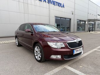 Škoda Superb 2 2.0 TDi M6 sedan - 8