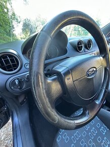 Ford fiesta 1.3 - 8