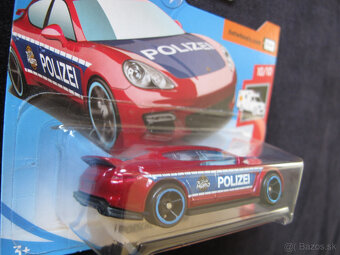 Hot Wheels Porsche Panamera Policajný - 8