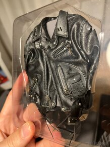 Hot Toys DX13- Terminator 2 - 8