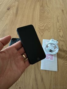 iPhone SE 2020 64 gb Black v záruke - 8