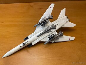 Tu-22 M3 Blackfire - model letadla 1:200 - 8