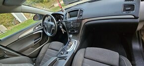 Opel INSIGNIA - 8