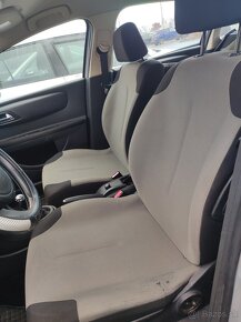 CITROEN C4 - 8