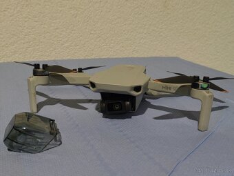 dron - 8