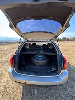 Subaru Outback 2.5 Benzín + LPG 2004 - 8