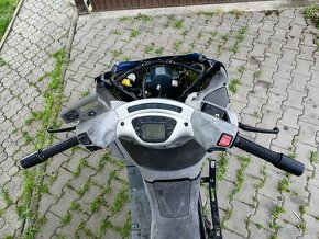 Piaggio x9 500 evolution - 8