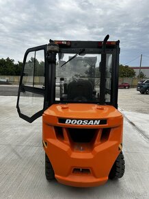 VZV DOOSAN D35C-7 - 8