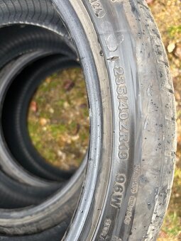 235/40 R19 zanovne letne - 8