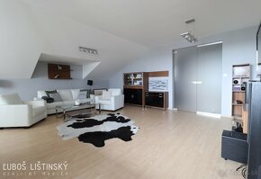 PREDAJ 4 izbový byt (140m2) s balkónom v CENTRE mesta Poprad - 8