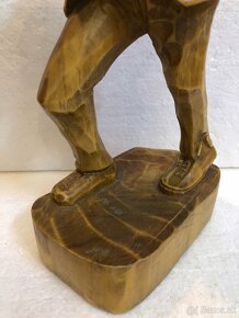 Stará drevená socha DREVORUBAČ - 8