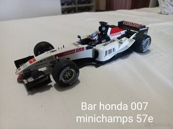 Modely F1 1:18 - 8