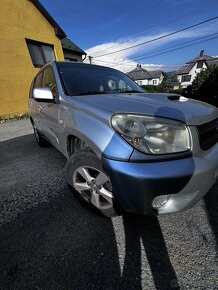 Toyota RAV4 2.0 D - 8