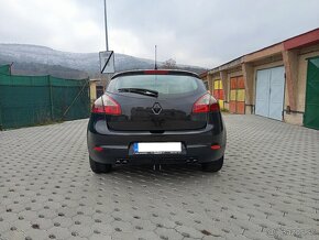 Renault Megane 1.6 benzín 74kw Black Line - 8