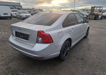 Volvo S40 1,6 D Momentum nafta manuál 80 kw - 8