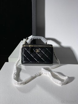 Kabelka Chanel Classic Black Lambskin Pearl Crush Vanity - 8