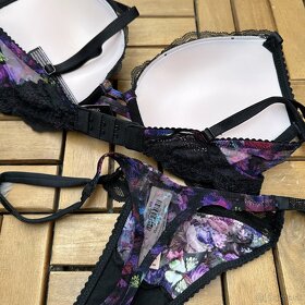 Victoria’s secret spodné prádlo, 34C / 75C, tanga S,M - 8