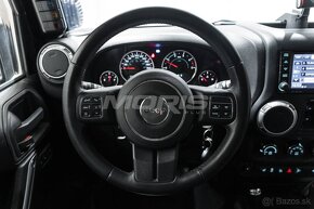 Jeep Wrangler 2.8 CRD Sport A/T - 8