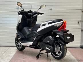 Scooter 125 -TOP PONUKA / 2r záruka / ŠPZ - 8