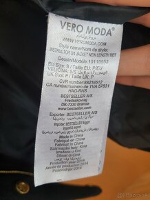 Čierny vlnený kabát Vero Moda - 8