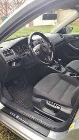 Volkswagen Jetta 1.6 TDI – Comfortline – mod. 2015 – SK AUTO - 8