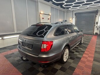 Škoda Superb Combi 2.0 TDI CR Comfortline - 8