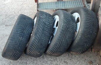 Alu disku škoda crateris 5X112 r16 zimné gumy Goodyear - 8