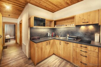 Predaj CHOPOK - JASNÁ Chalet 3 izbový luxusne zariadený s pa - 8