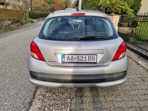 Peugeot 207 1.4 Hdi Trendy Mint. - 8