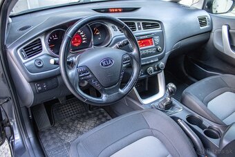 Kia Cee´d 1.6 CRDi LX/Silver - 8