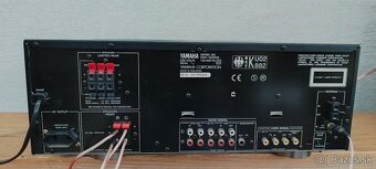 Receiver YAMAHA - 8