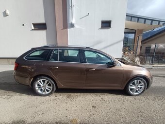 Škoda Octavia Combi 1.6 TDI 115k Style - 8