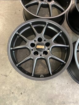 R17 5x112 BBS RK - 8