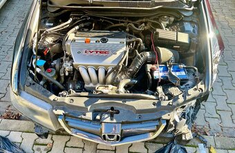 Honda Accord 7g 2.4 VTEC 140kw - 8