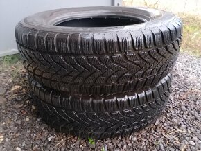 zimné pneumatiky 215/70r17 - 2ks - Lassa - 8mm - 8