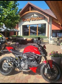 Ducati Monster + 937 - 8