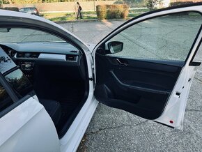 Škoda Rapid Spaceback SB 1.2 TSI 110k Drive - 8