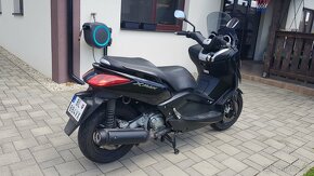 Yamaha x max 250 - 8