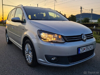 Volkswagen Touran 2.0 TDI DSG Premium Comfortline - 8