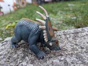 Schleich ručne maľované Dinosaury - 8