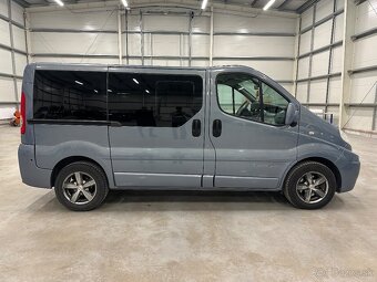 Renault Trafic 2.5DCI PASSENGER - 8