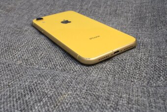 iPhone Xr 64GB (plne funkčný) - 8