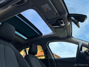 BMW rad 1 120d X-Drive automat Panorama  140 kW - 8